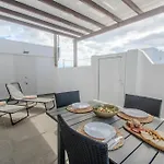 Feriehus Casa Lolo & Pepe By Villalize Playa Honda (Lanzarote)