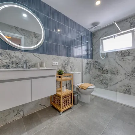 Holiday home Casa Lolo Y Pepe - 100m To The By Lanzarote Playa Honda (Lanzarote)